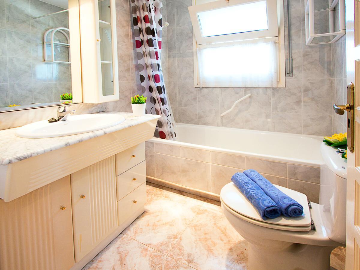 Holiday Home Requesens Canal エンプリアブラバ エクステリア 写真